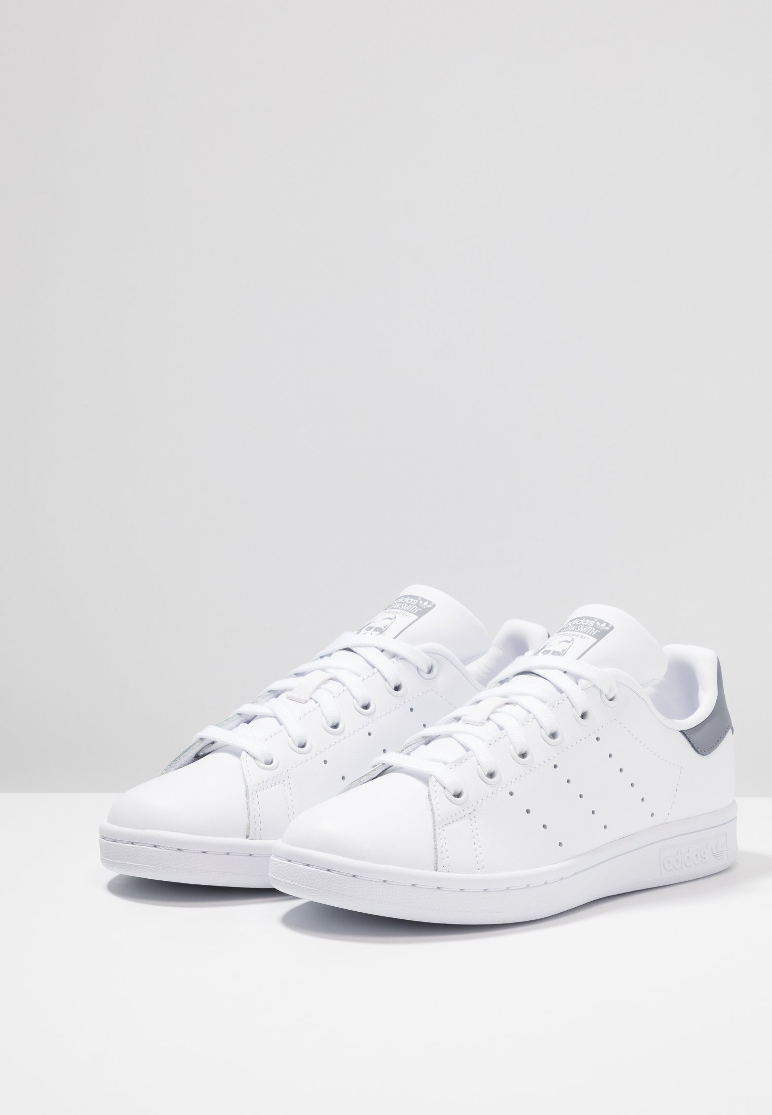 stan smith grey