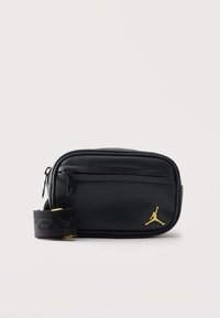 Δεν επιλέχθηκε, off noir