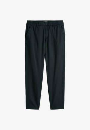 Pantalon décontracté noir avec taille élastique, fermeture à boutons sur le devant, poches latérales et passants pour ceinture, présenté sur un fond blanc.