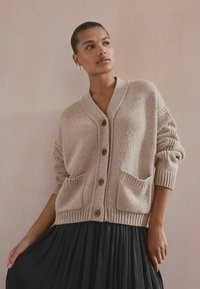 Next SOFT TOUCH POCKET FRONT BUTTON - REGULAR FIT - Neuletakki - neutral