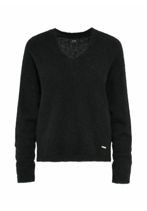Czarny sweter z dekoltem w serek wykonany z miękkiej, strukturalnej tkaniny, z długimi rękawami i małym metalowym akcentem marki przy dolnym brzegu.