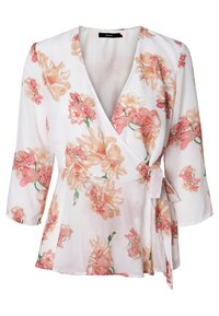 Blumenwickelbluse aus leichtem Stoff. Weißer Hintergrund mit rosa und pfirsichfarbenen Blumen. Verfügt über einen Bindegürtel und Dreiviertelärmel.