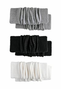 THE SET 3 PACK - REGULAR FIT - Ohrievače nôh - grey black ecru