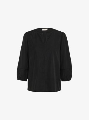 Sort bluse med V-hals, tre-fjerdedele puffærmer og delikat blonderdetalje langs skuldrene. Glat tekstur, afslappet design.