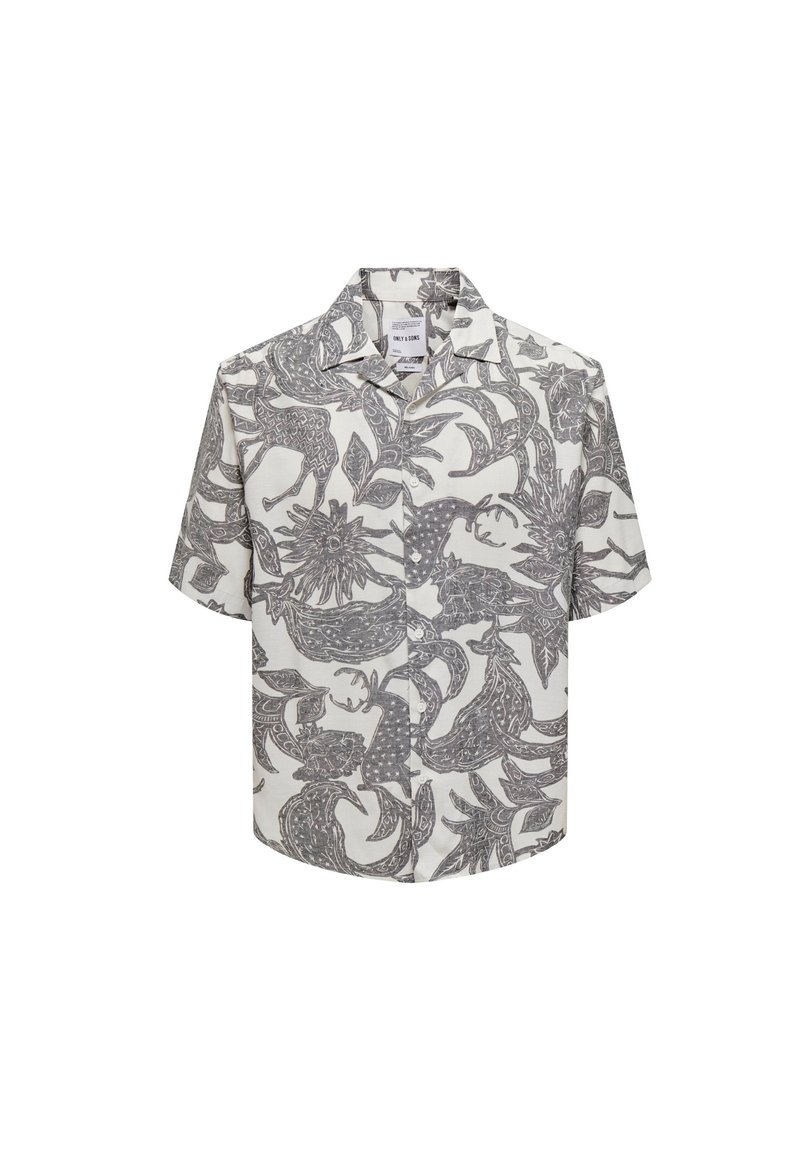 Camisa de manga corta en tejido beige claro con un diseño detallado de impresión botánica y animal en negro y gris por toda la prenda. Con botones en la parte delantera.