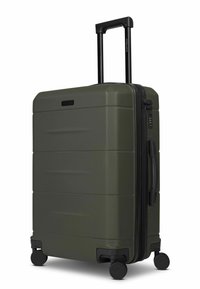Valigia rigida verde oliva con superficie testurizzata, doppie ruote, manico retrattile e serratura a combinazione. Presenta sottili linee orizzontali.