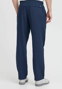 Blend BHBILLY  LINEN MIX - Broek - dress blues