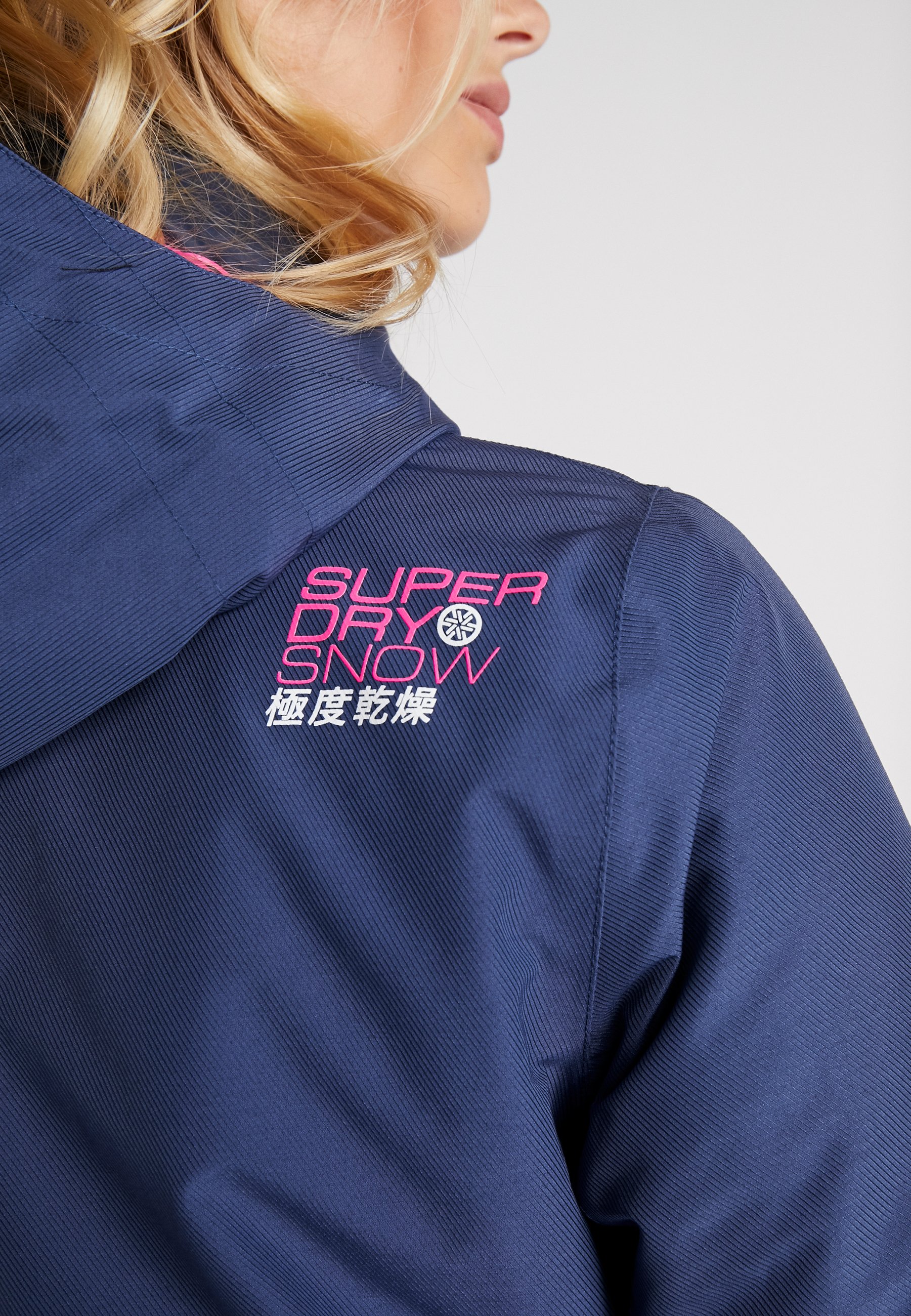 Superdry SLALOM SLICE SKI JACKET 2 IN 1 Ski jas vortex Superdry SLALOM SLICE SKI JACKET 2 IN 1 Ski jas vortex