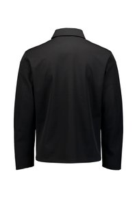 Schwarze Langarmjacke mit Kragen, von hinten auf einem weißen Hintergrund gezeigt.