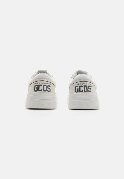 GCDS BUCKET UNISEX - Sneaker low - optic white