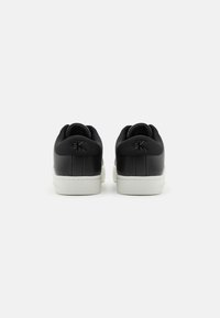 Calvin Klein Jeans CLASSIC CUPSOLE LACEUP - Sportcipő - black/bright white