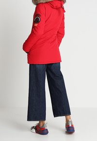 Superdry & Co Abrigo de invierno - red