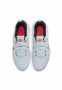 Nike Performance FLEX EXPERIENCE RN 11 - Sapatos para corrida em estrada - football grey black white bright crimson
