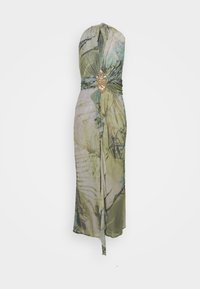 Maxiklänning i lätt, flowy tyg med ett grön- och krämfärgat blommönster. Förstärkt med en dekorativ gul brooch vid midjan.