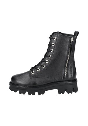 Zwarte leren enkelboot met een gestructureerde afwerking, ronde neus, vetersluiting aan de voorkant, zijrits en dikke, grovere rubberen zool.