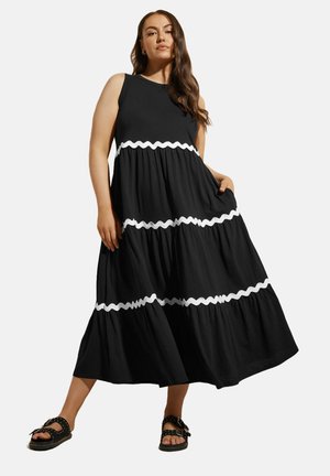 Yours Clothing CONTRAST SWIRL TIERED MAXI DRESS. - Jerseykleid - black
