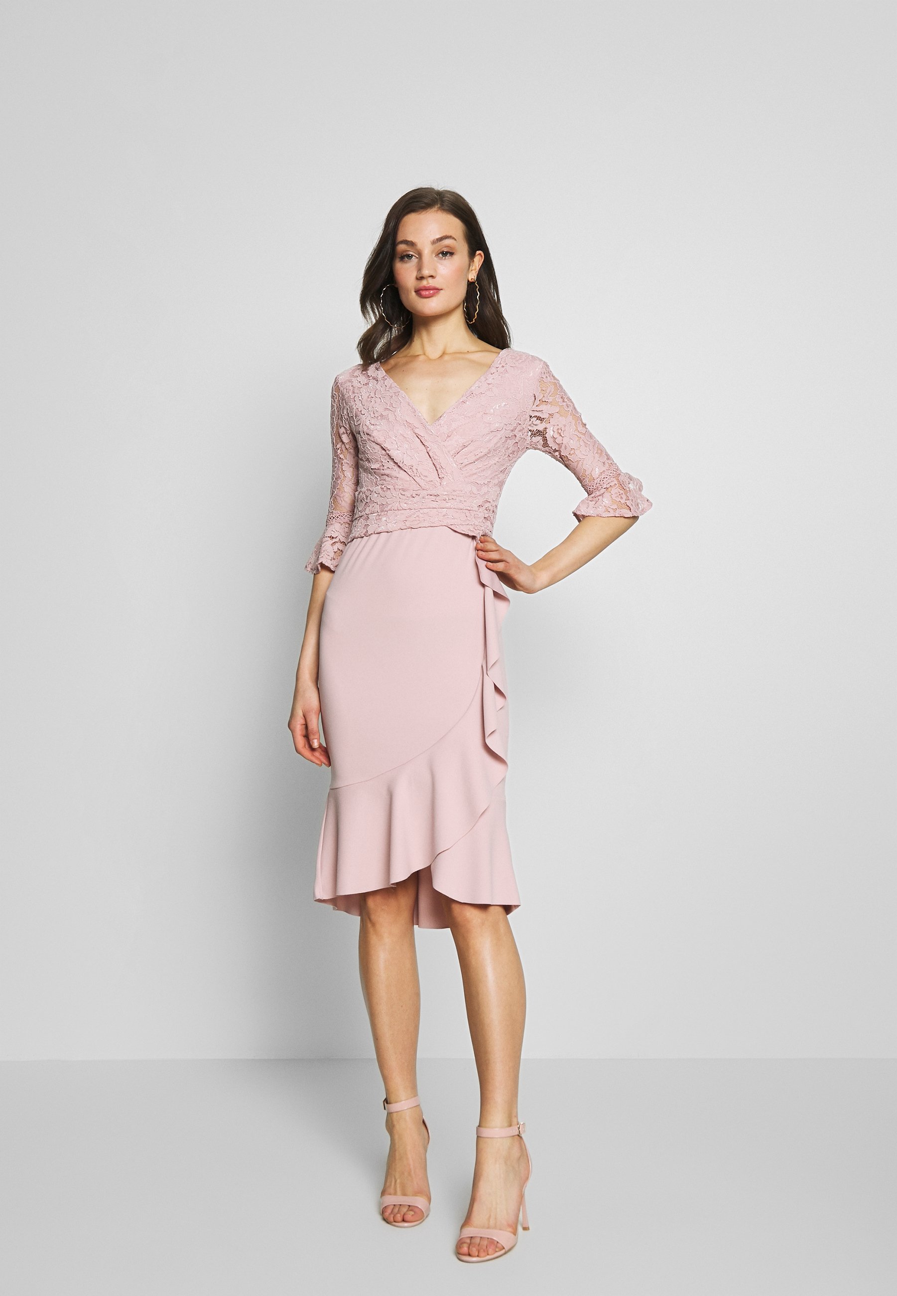 Sista Glam Tia Cocktailkleid Festliches Kleid Blush Nude Zalando De 