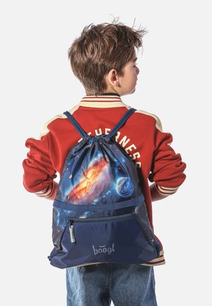 Zaino con cordoncino di chiusura, stampa galattica vivace, tessuto blu e tasca frontale con zip. Caratterizzato da spallacci regolabili e design leggero.