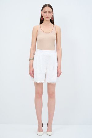 Short - white