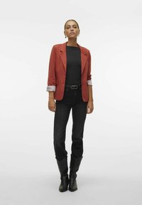 Vero Moda Blazer - barn red
