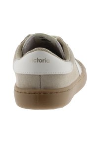 Victoria Shoes OLMO LOW BAREFOOT - Zapatillas - arena