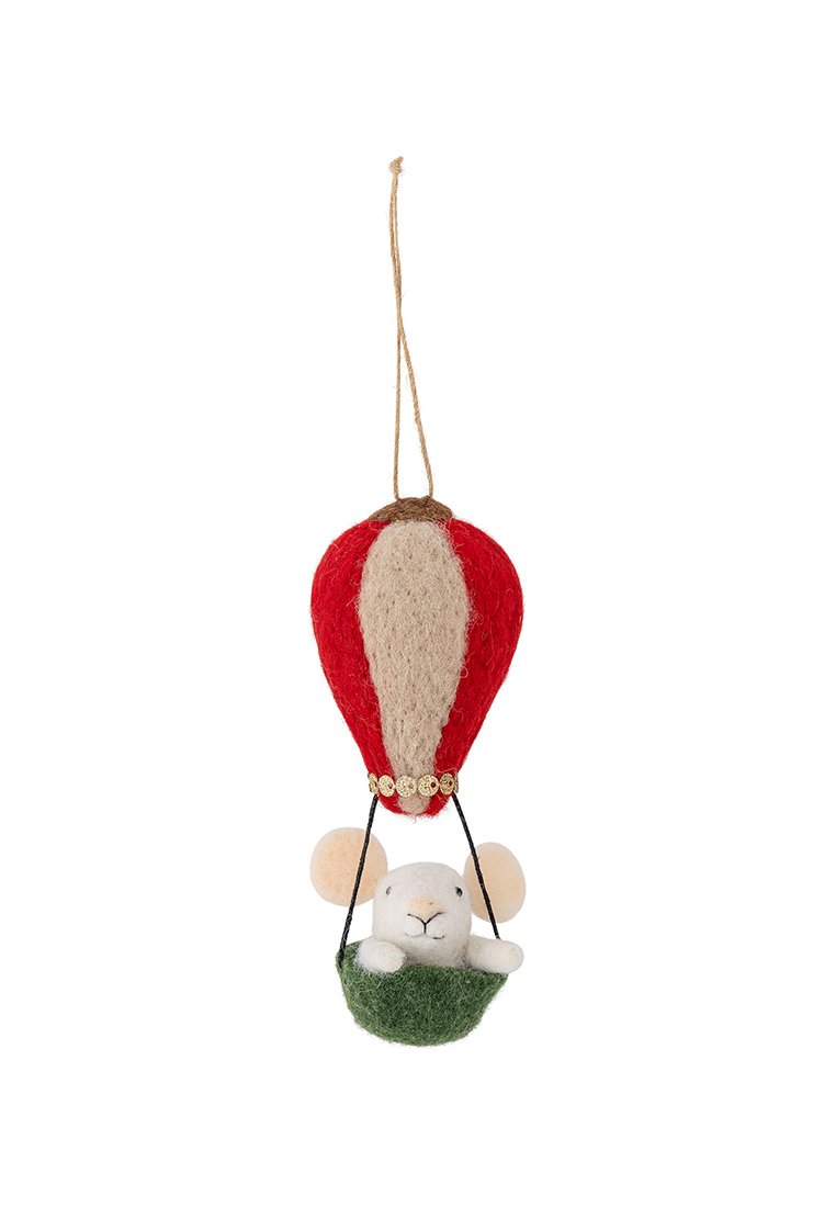 Roter Filz-Heißluftballon-Organzon mit einem beige und cremefarbenen Panel. Ein grüner Filzkorb hält eine kleine weiße Maus mit beigefarbenen Ohren.