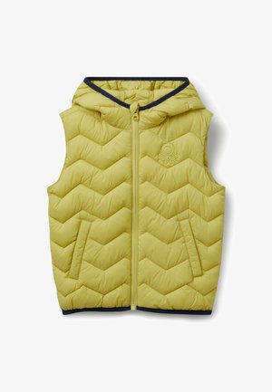 Světlá zelená vyp padded bezrukávová bunda s kapucí, předním zipem, bočními kapsami a vyšívaným logem na hrudi, vystavená na bílém pozadí.