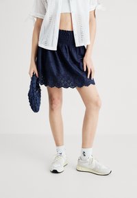 GAP EYELET MINI SKIRT  - Farmerszoknya - dark wash