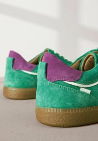 Next SIGNATURE FOREVER COMFORT  STANDARD - Sportcipő - green