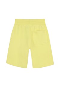 Shorts di cotone gialli con vita elasticizzata, vestibilità dritta e una sola tasca posteriore. Tessuto liscio e design a lunghezza media.