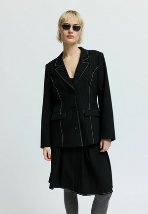 Blazer - black