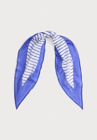 Μπλε μεταξωτό κασκόλ με λευκές ρίγες, με μυτερά άκρα και κόμπο στο κέντρο. Λεία υφή με καθαρό, αντιθετικό σχέδιο περιγράμματος.