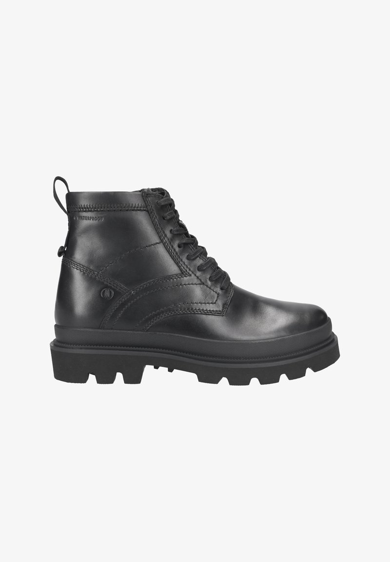 Bota de cuero negra impermeable hasta el tobillo con un acabado suave, diseño de cordones robusto y suela de goma texturizada para tracción.