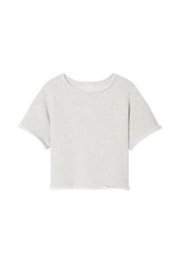 Šviesiai pilka trumpų rankoviu džemperis su apvaliu iškirpimu ir nelygiais krašteliais ant rankovių ir apačios.