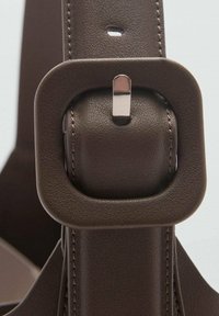 Mango Bolso de mano - brown