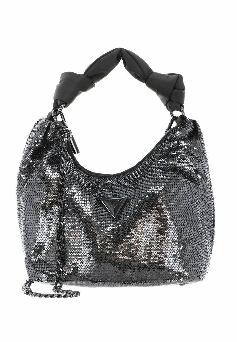 Sac à main noir à sequins avec poignée en tissu gonflé et détail chaîne, doté d'une plaque logo métallique triangulaire à l'avant.