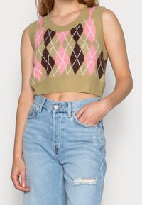 Monki Strickpullover - beige