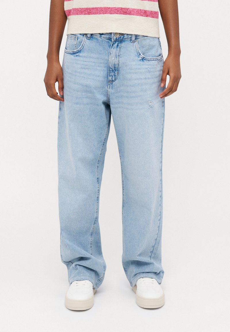 ONLY Petite ONLELLA RILEY - Ravne kavbojke - light blue denim