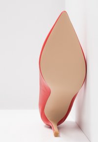 Wallis Botki na obcasie