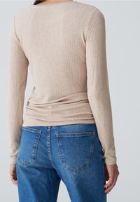 OPUS Långärmad tröja - beige