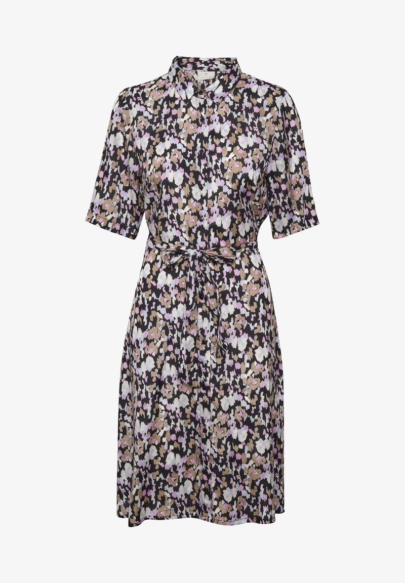 Květinové šaty v černé barvě, s krátkými rukávy, límečkem a stahováním v pase. Vyrobeny z lehkého materiálu v odstínech růžové, bílé a hnědé.