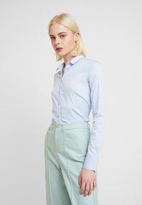 Mos Mosh TILDA SHIRT - Pogājama blūze - light blue