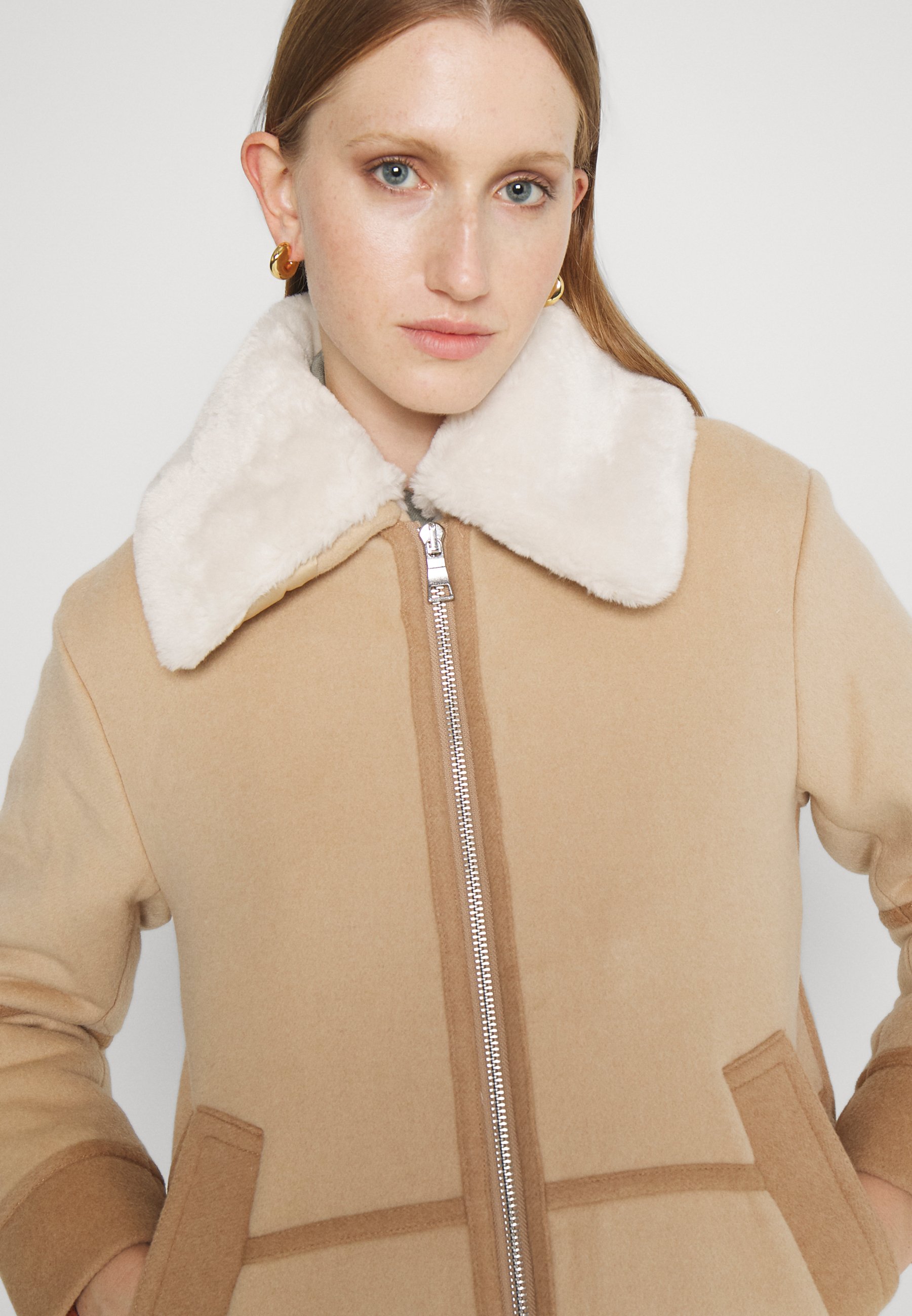 Club Monaco MIXED MEDIA MOTO - Classic 