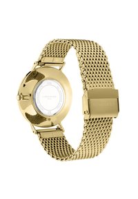 Montre en acier inoxydable doré avec un bracelet en maille, un boîtier rond et une finition lisse. Présente un cadran minimaliste et une fermeture à boucle.