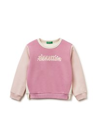 Růžová mikina se krémovými akcenty, s kulatým výstřihem a dlouhými rukávy. Na přední straně je nápis "United Colors of Benetton."