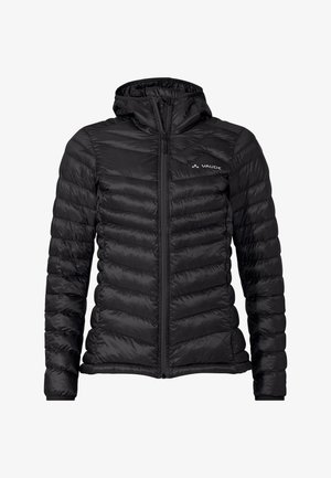 Giacca a vento nera con cappuccio, dotata di zip frontale, design trapuntato e logo sulla parte superiore sinistra. Leggera, con una texture liscia.
