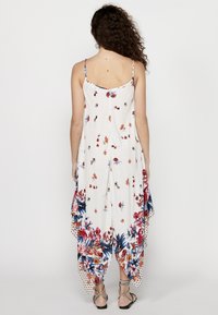 Koroshi Robe longue - blanco   white