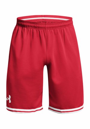 Shorts de sport rouges en tissu léger, avec une finition texturée, une taille élastique et des bandes blanches le long de l'ourlet.