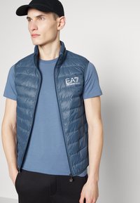 EA7 Emporio Armani WAISTCOAT - Colete - dark blue
