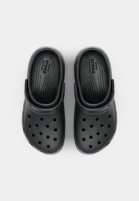 Crocs CLASSIC PLATFORM - Heeled mules - black
